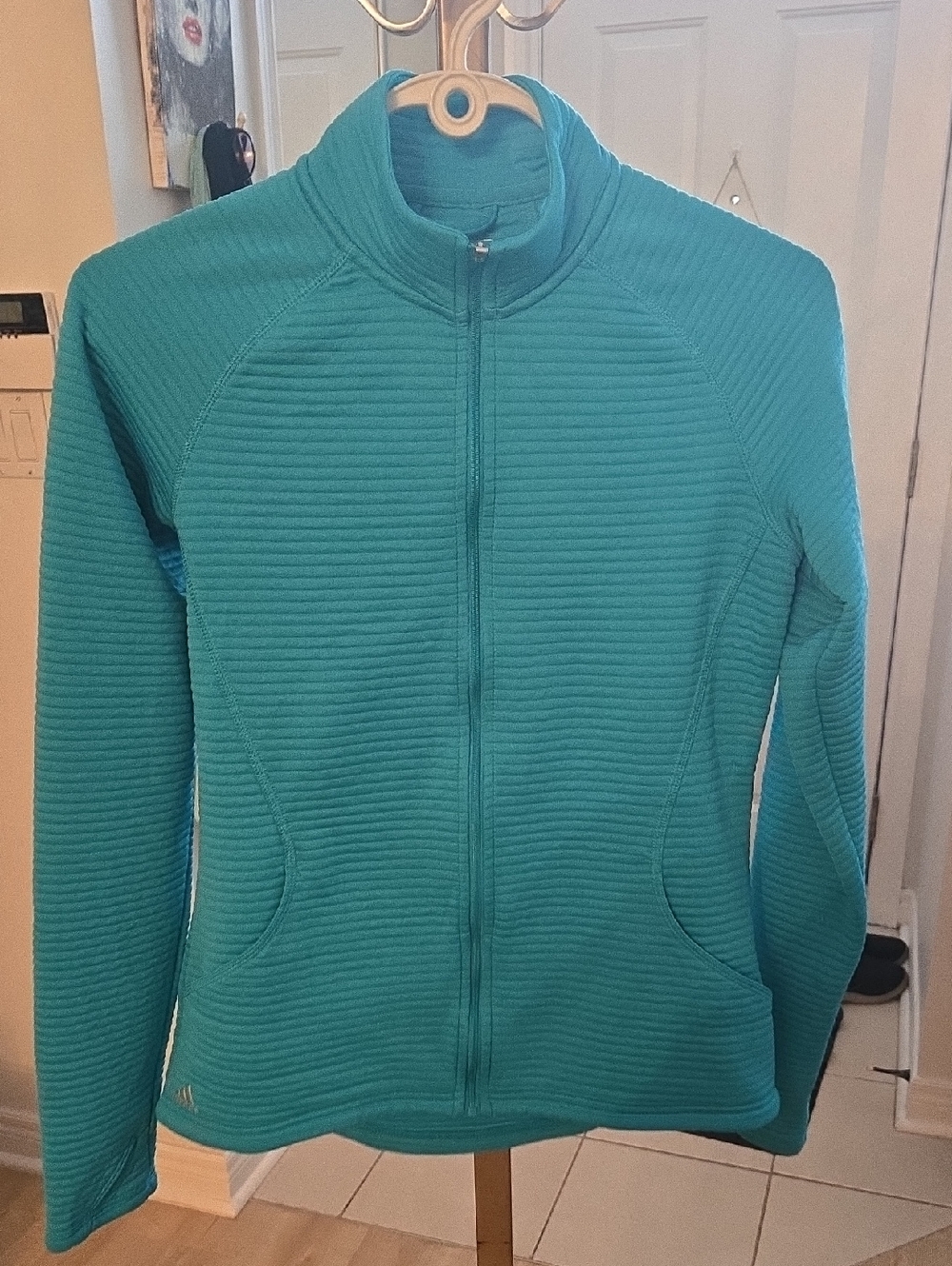 Adidas Tiffany blue sport jacket, w/ zipper,  pockets, stretchy, good condition
